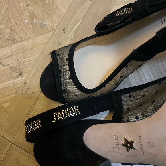 Limited edition christian dior heels size 37 fresh out of box - Picture 6 of 7